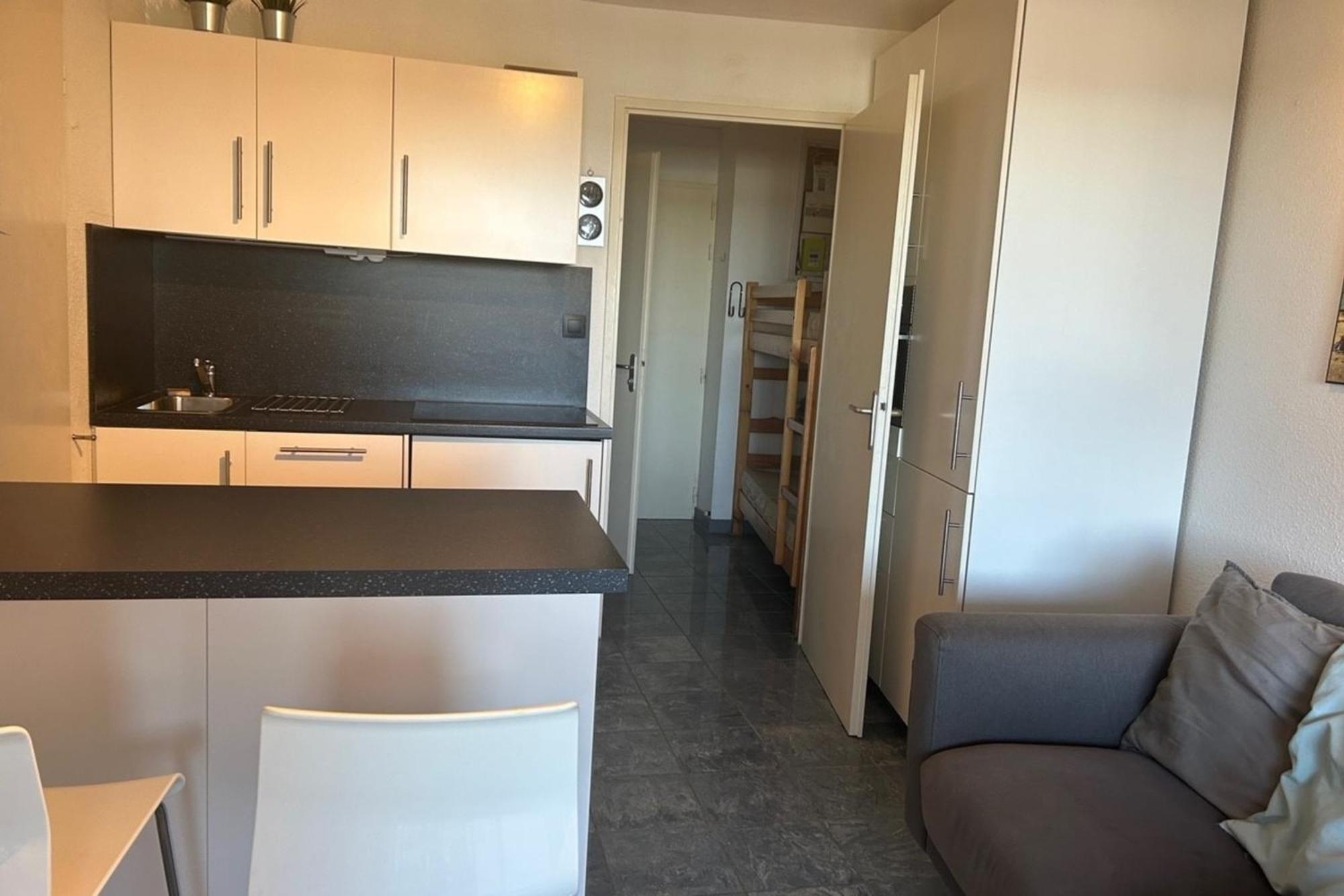 Apartment In With Swimming Pool And Direct Access *